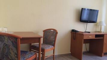 Lydisolert, wi-fi (inkludert) og sengetøy