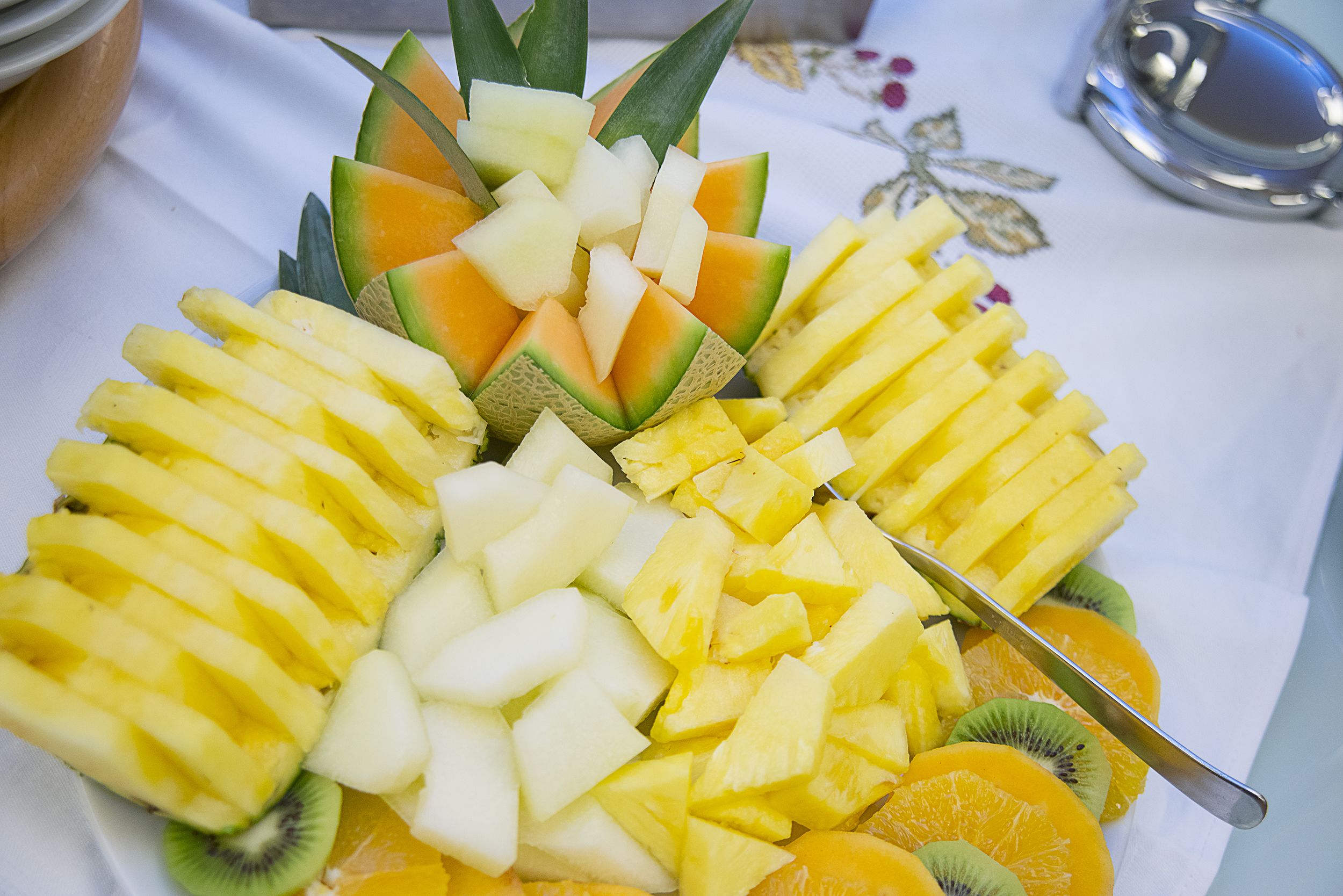 daily buffet breakfast (eur 14 per person)