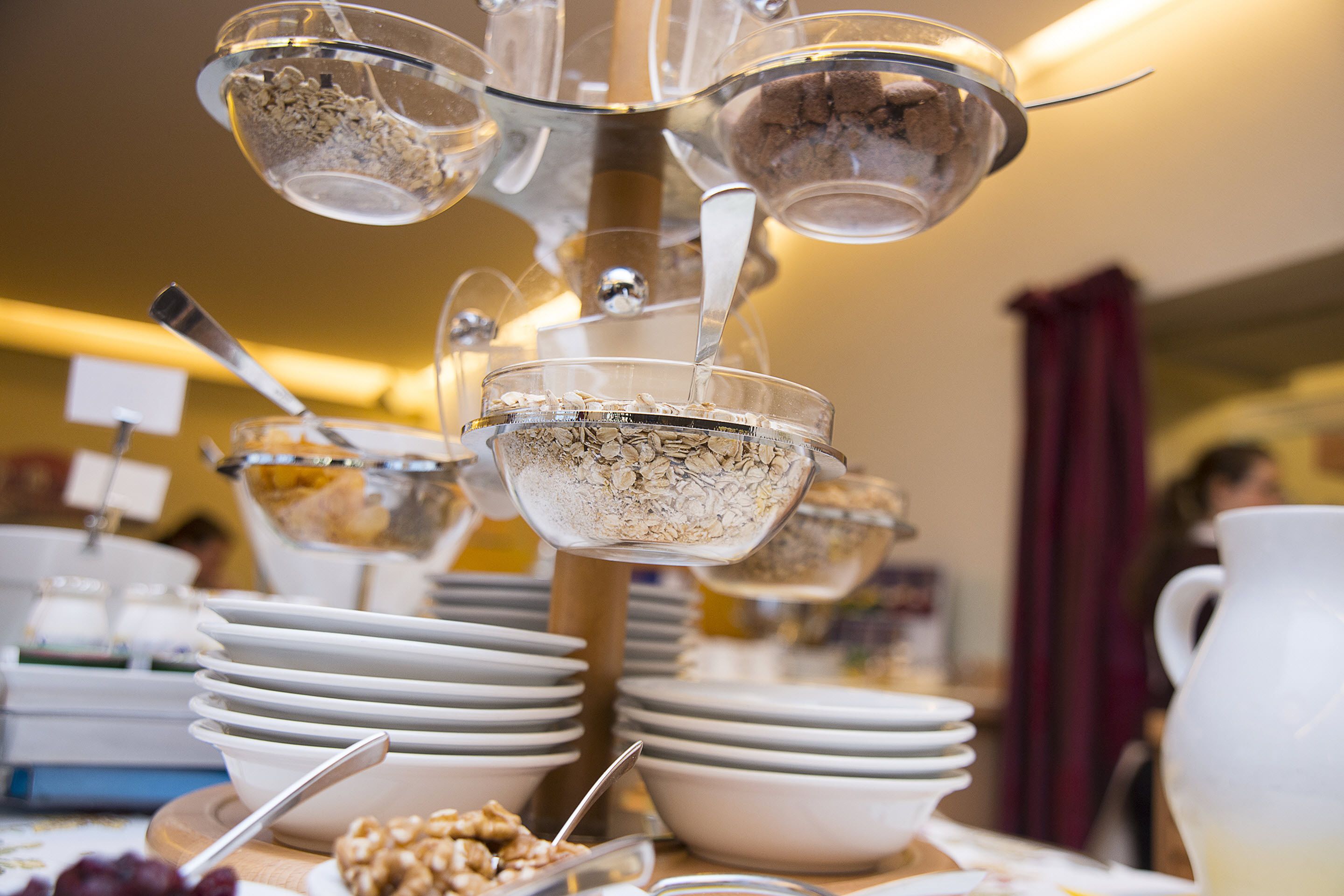 daily buffet breakfast (eur 14 per person)