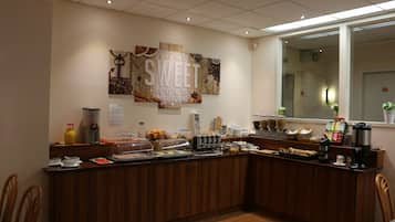Daily buffet breakfast (EUR 12 per person)