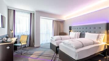 Dobbelt- eller tomannsrom – standard | Safe på rommet, lydisolert, strykejern/-brett og wi-fi (inkludert)