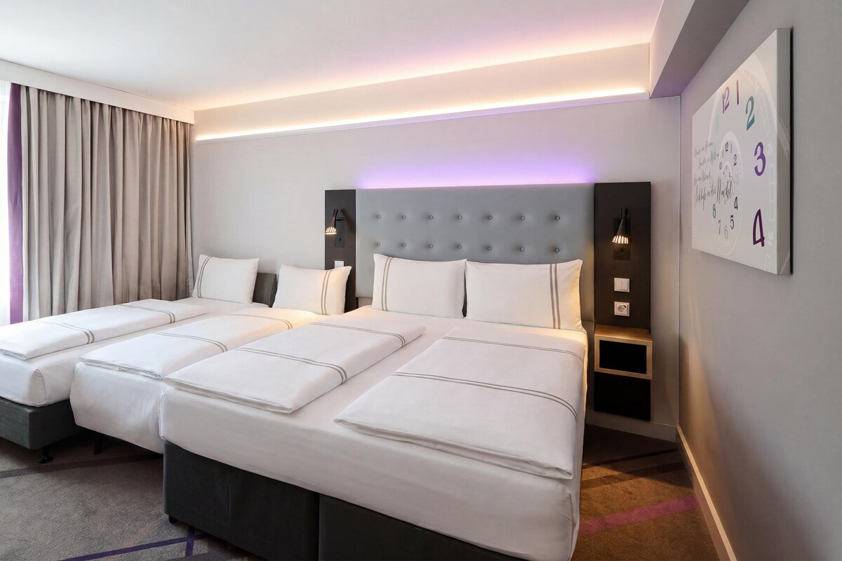 Standard Quadruple Room | In-room safe, soundproofing, iron/ironing board (on request), WiFi