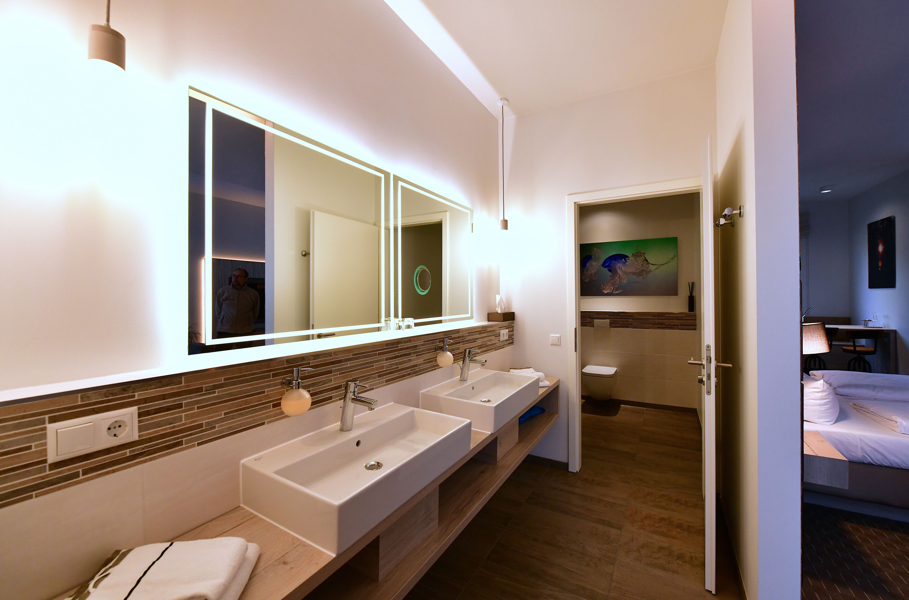 junior suite, 1 bedroom | bathroom | shower, rainfall showerhead, free toiletries, hair dryer
