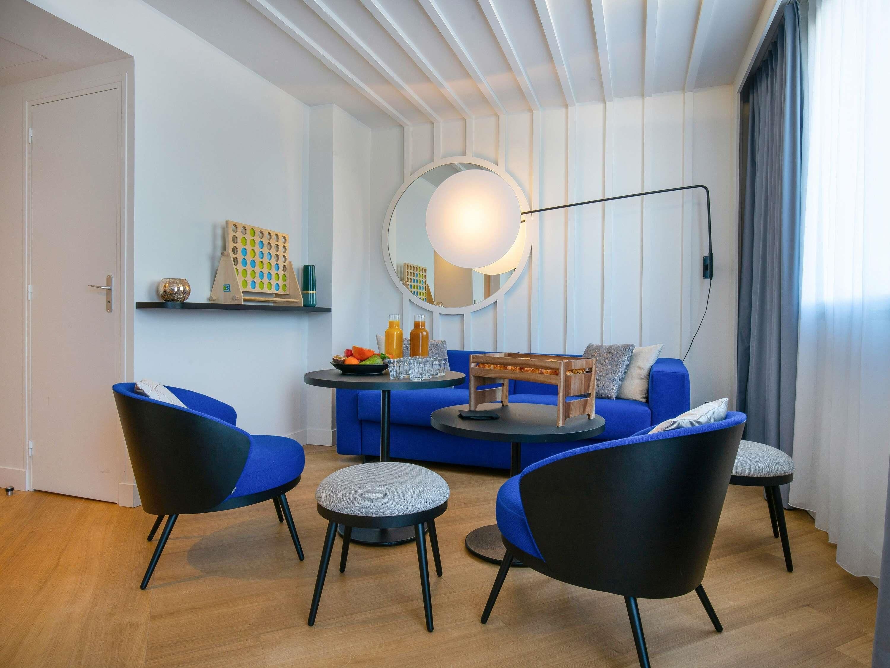 Hochwertige Bettwaren, Minibar (mit einigen kostenlosen Artikeln)