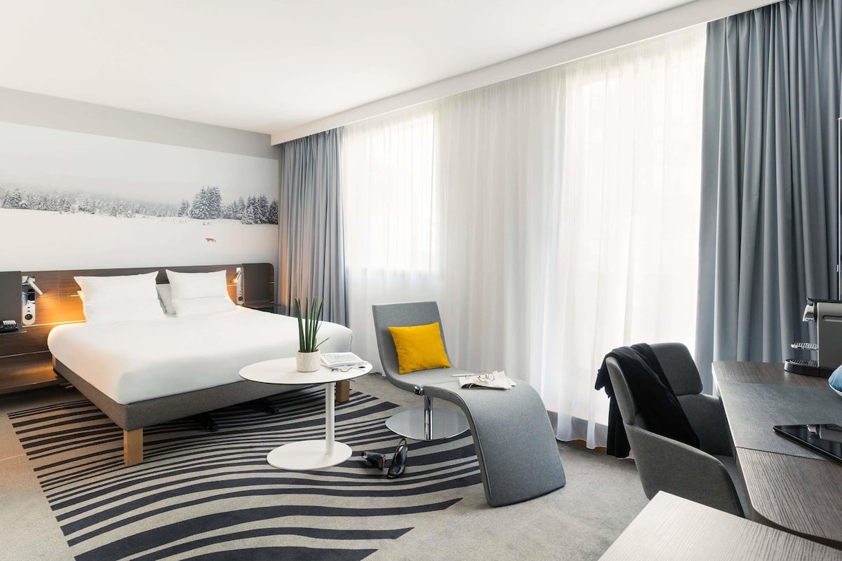 Habitación ejecutiva, 1 cama Queen size, Terraza | Ropa de cama de alta calidad y artículos del minibar gratis