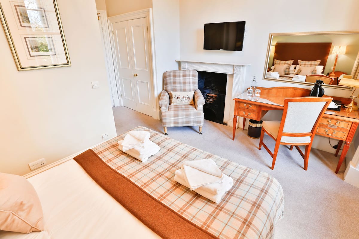 classic room | in-room safe, iron/ironing board, free cots/infant beds, free wifi