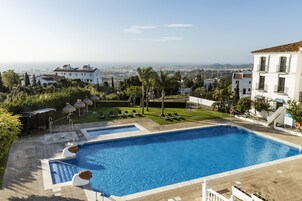 Indoor pool, seasonal outdoor pool, sun loungers