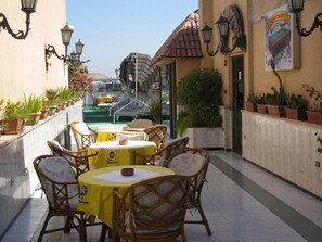 Rooftop terrace - Philippe Luxor Hotel (Luxor)