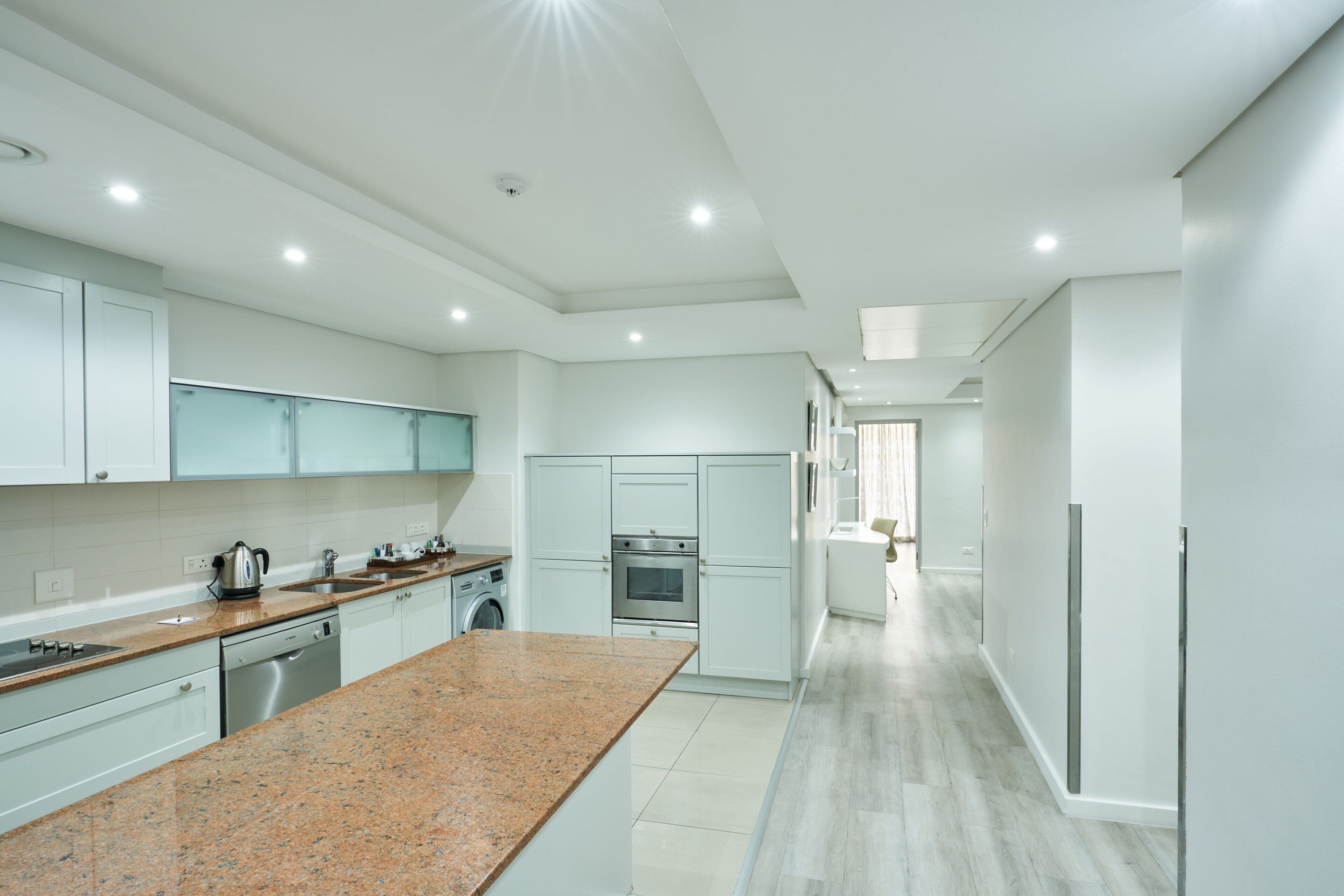 full-sized fridge, microwave, oven, stovetop