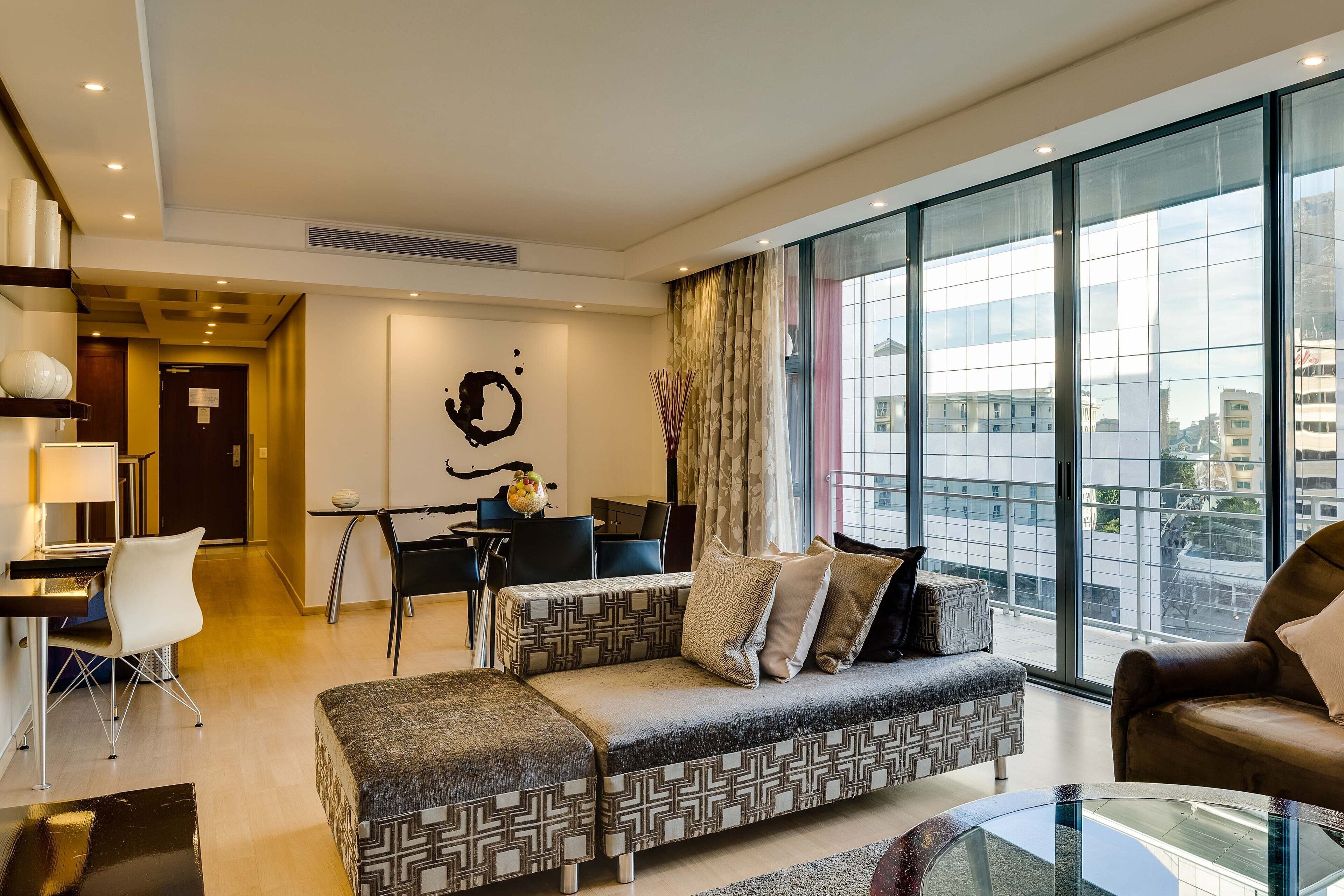 Photo - Protea Hotel by Marriott Cape Town North Wharf