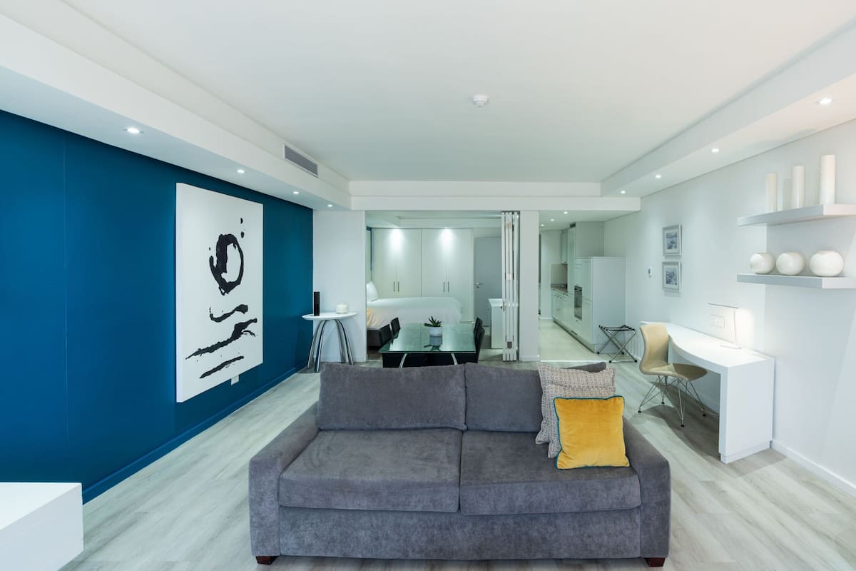 Appartamento, 1 camera da letto | Soggiorno | TV al plasma 40 pollici con canali satellitari, TV