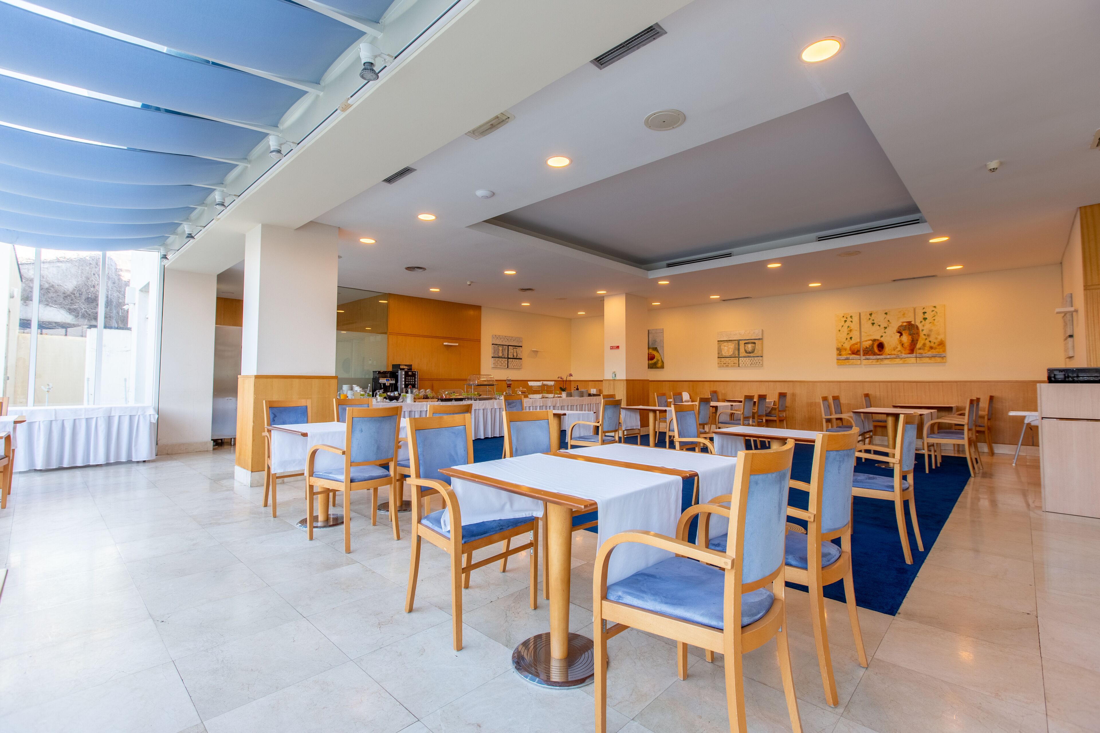 daily buffet breakfast (eur 10 per person)