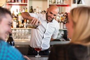 Bar (en la propiedad)