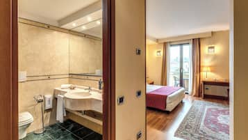 Business-Doppel- oder -Zweibettzimmer | Badezimmer