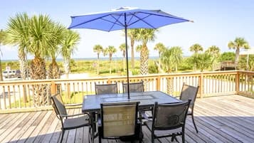 Beach House - 2nd Floor | Terrace/patio