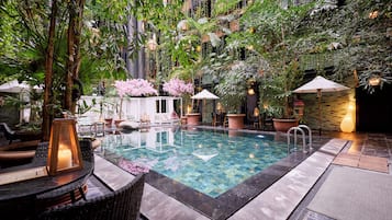 Piscine couverte