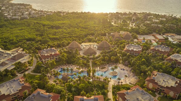 Bahia Principe Grand Coba - All Inclusive in Akumal: Find Hotel Reviews ...
