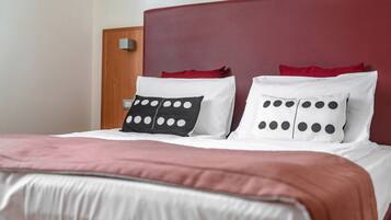 1 Schlafzimmer, Allergikerbettwaren, Zimmersafe, Schreibtisch