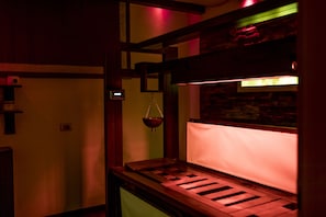 Espace de soins pour les couples, sauna, bain à remous, hammam, hammam