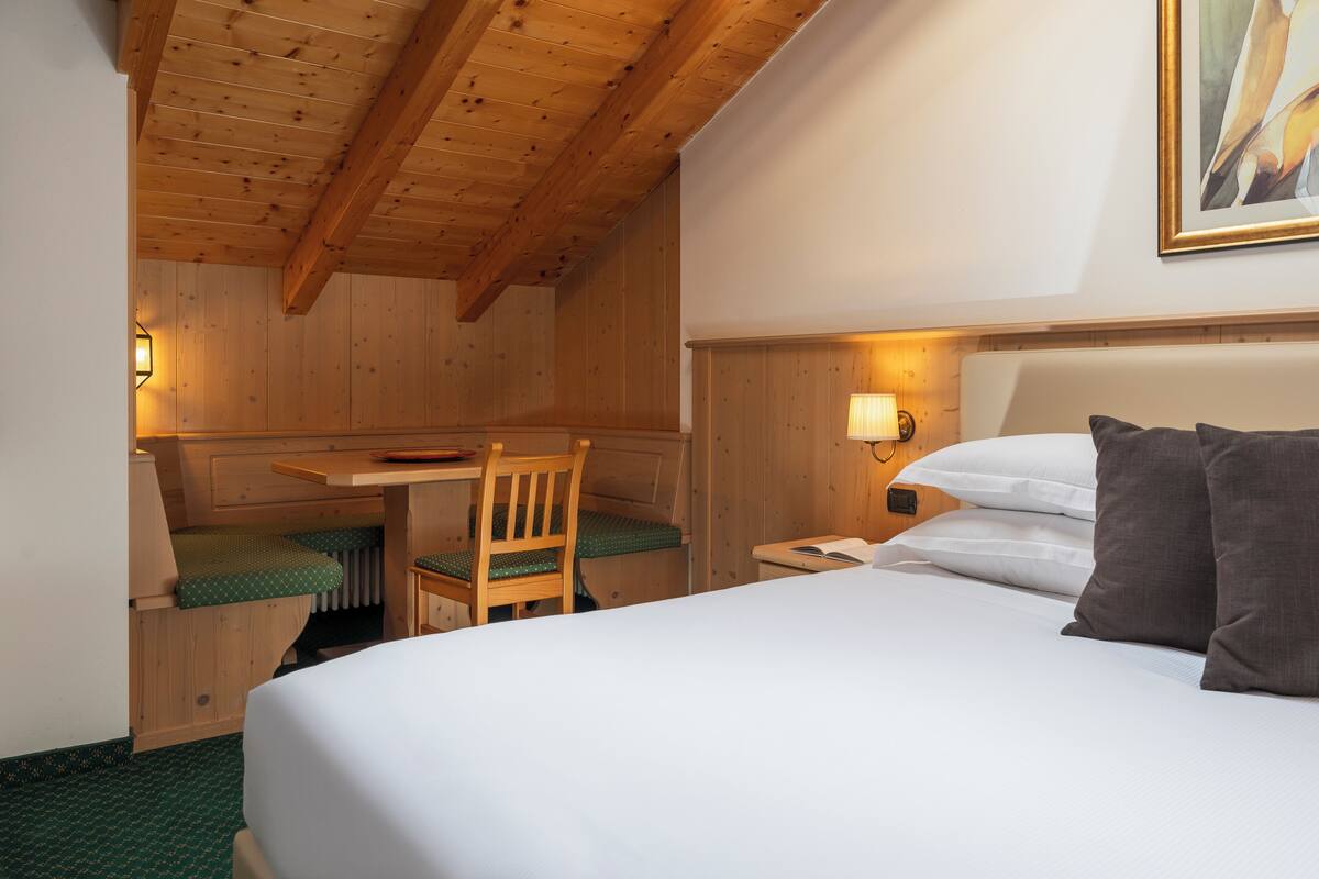 junior suite, balcony | 1 bedroom, egyptian cotton sheets, premium bedding, down duvets