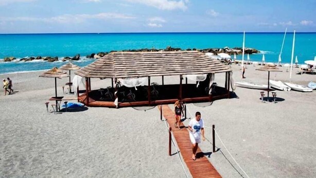 Private beach, sun loungers, beach umbrellas - Trevi Village (Amantea)