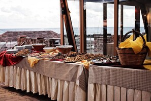 Outdoor dining - Trevi Village (Amantea)