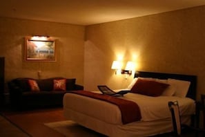 Desk, blackout curtains, iron/ironing board, free WiFi