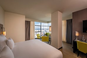 普通套房 | 埃及棉床單、高級寢具、客房內保險箱、書桌