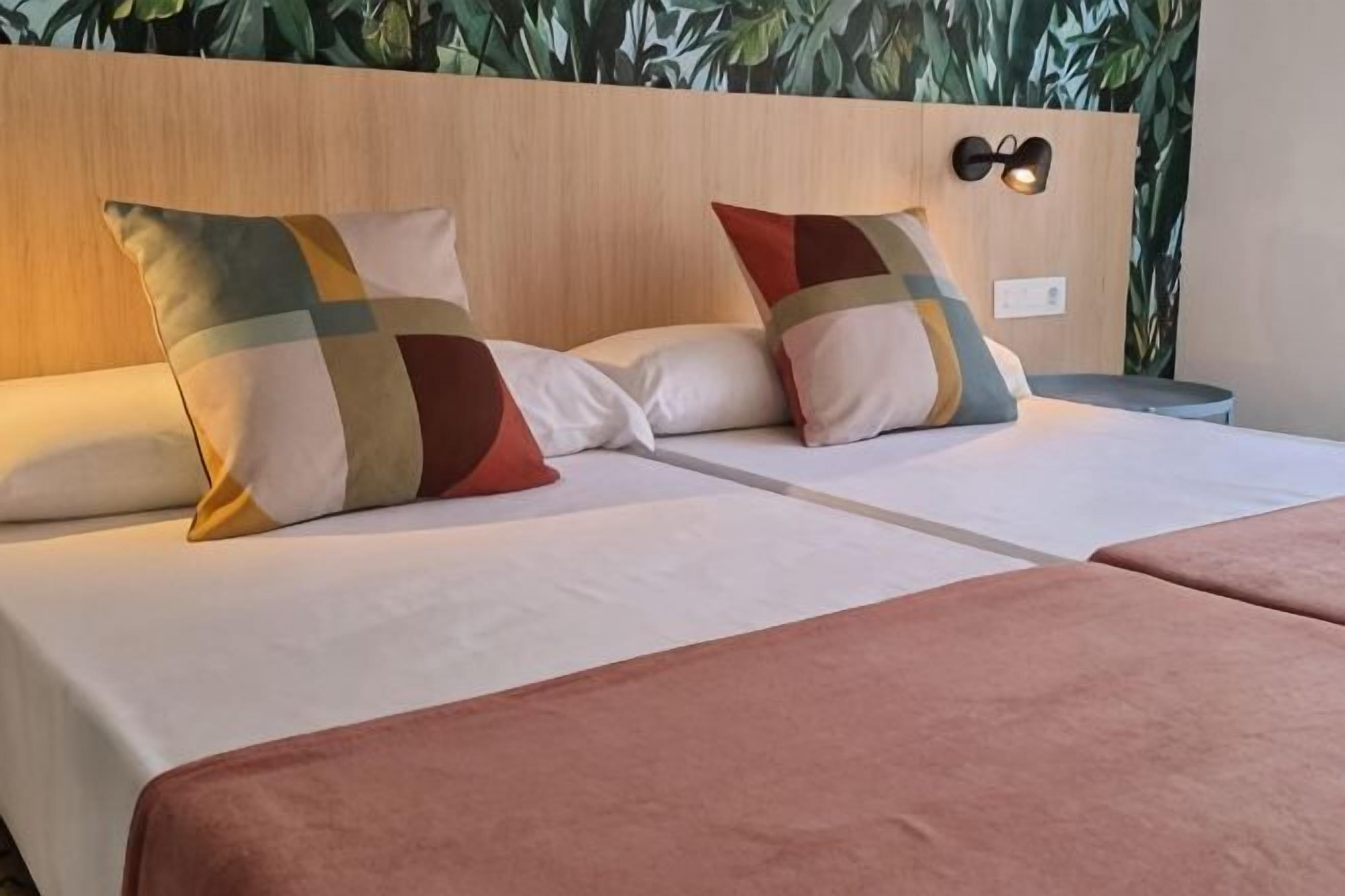 In-room safe, iron/ironing board, free WiFi, bed sheets
