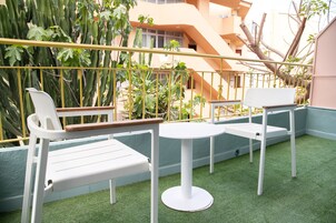 Superior Double Room | In-room safe, iron/ironing board, free WiFi, bed sheets