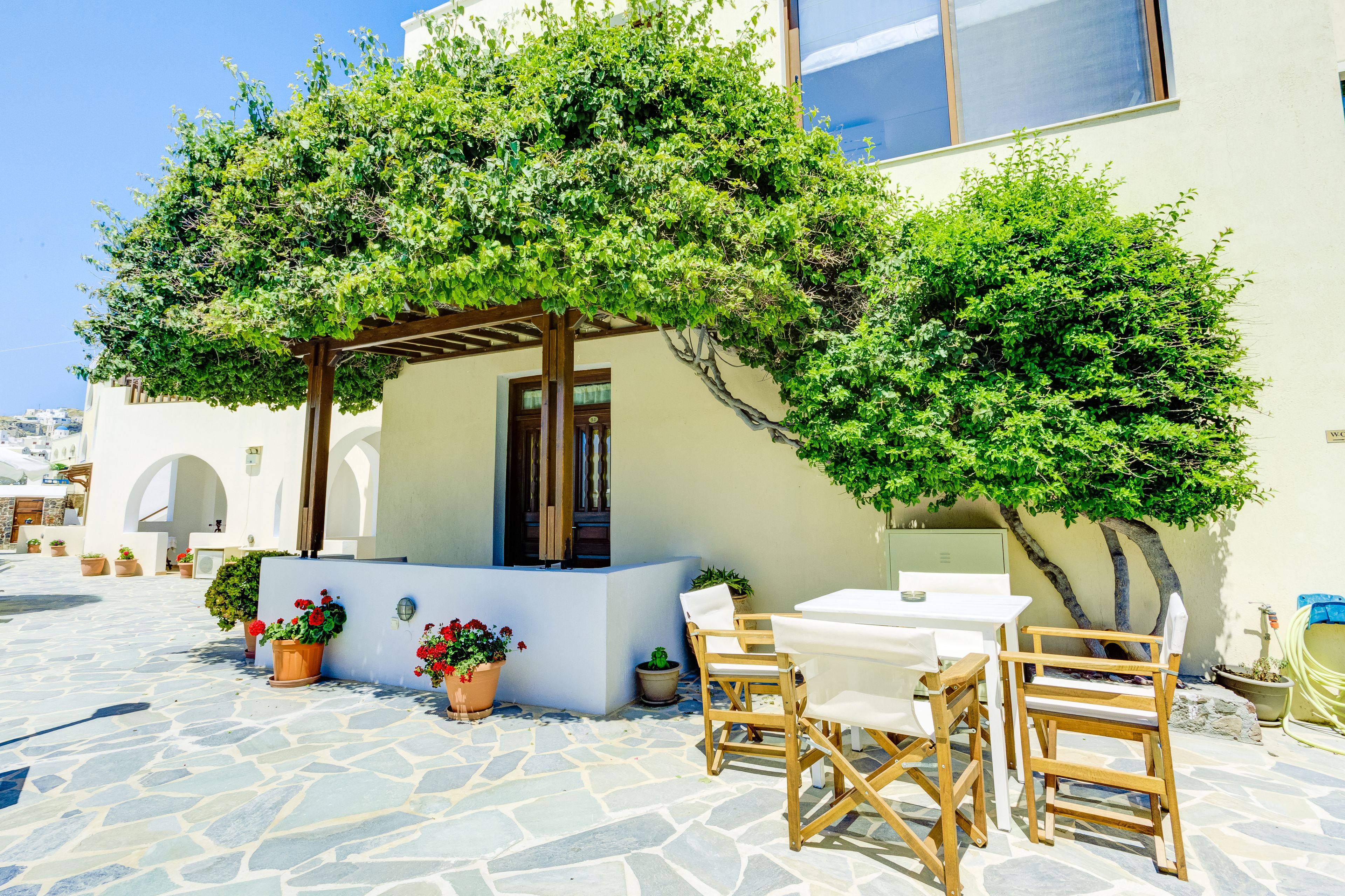 superior room | minibar, in-room safe, desk, soundproofing