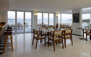 Dining - Cape Kanapitsa Hotel & Suites (Skiathos)