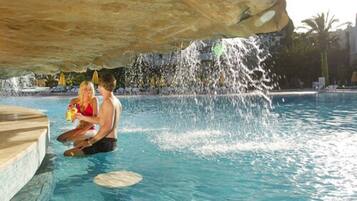 Bar junto a la alberca