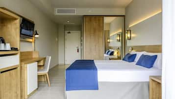 Habitación estándar | Minibar, caja fuerte, escritorio y wifi gratis