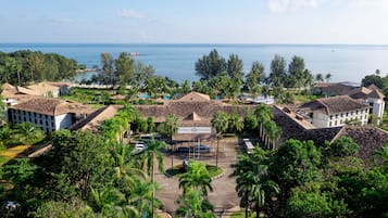 Pintu masuk hartanah