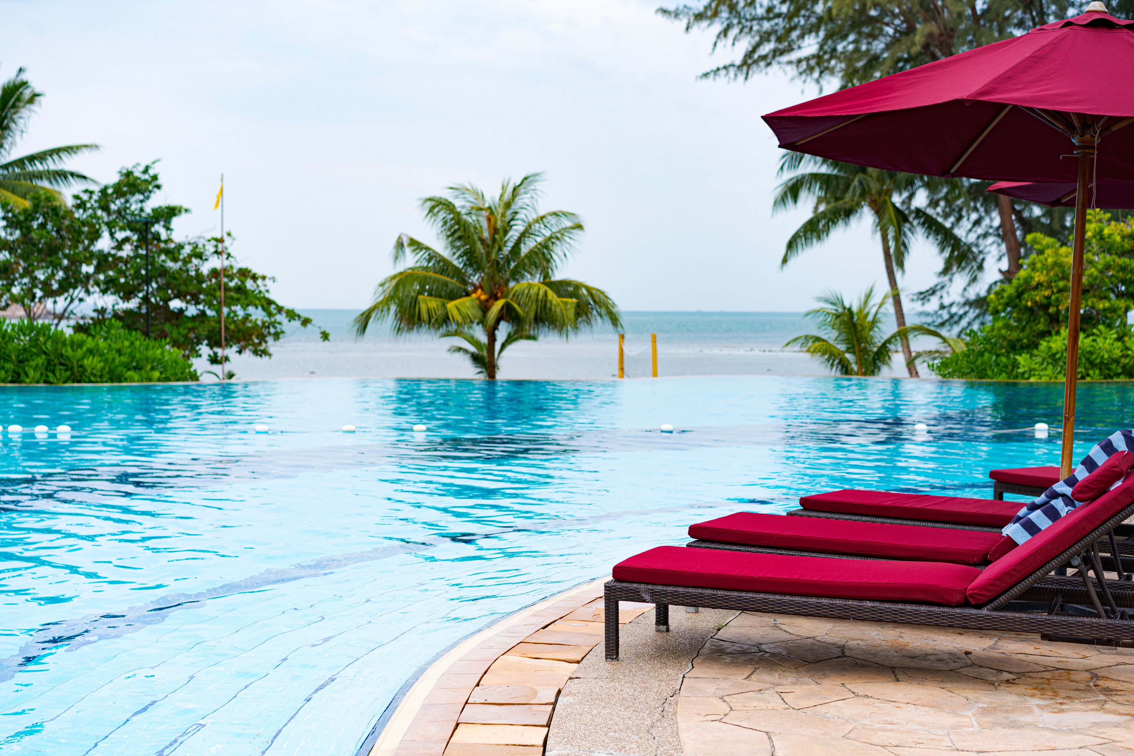 2 個室外泳池；泳池傘、躺椅