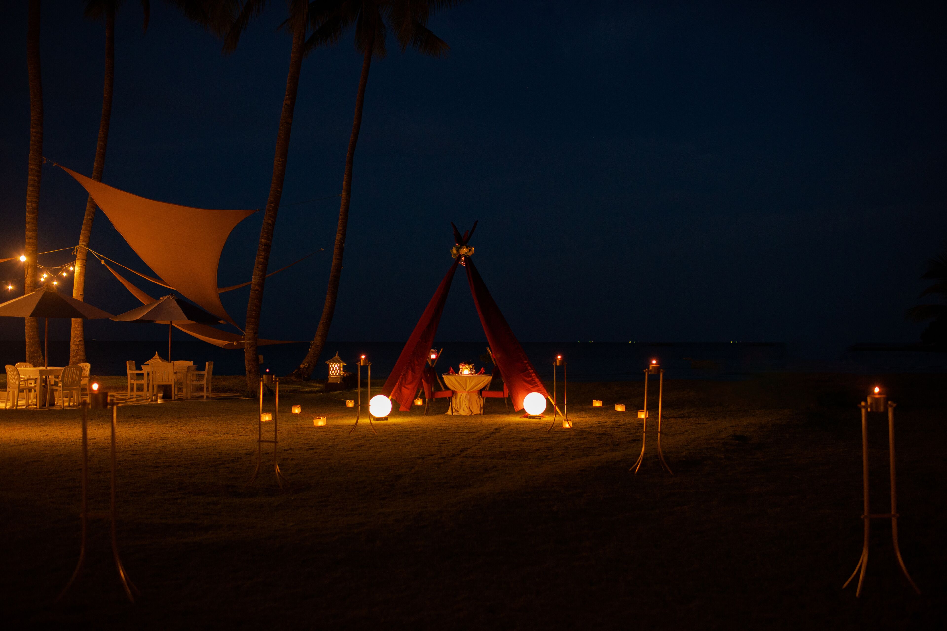 Couples’ dining