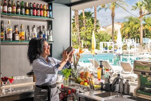 Poolside bar
