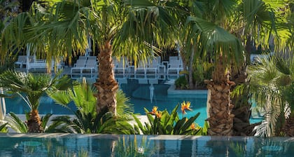 AQUA Hotel Silhouette & Spa - Adults Only