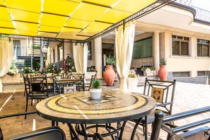 32-inch Smart TV with satellite channels, TV - Hotel dei Pini (Fiuggi)