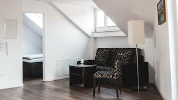 Apartment | Living area | Flat-screen TV