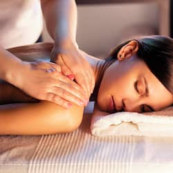 Couples treatment room(s), sauna, hot tub, steam room