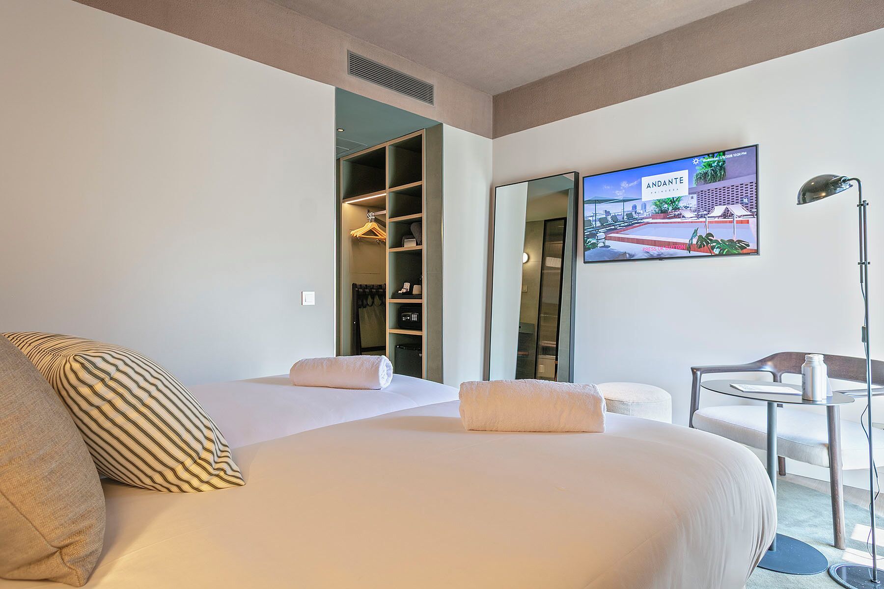 Foto - Ciutat de Barcelona Hotel