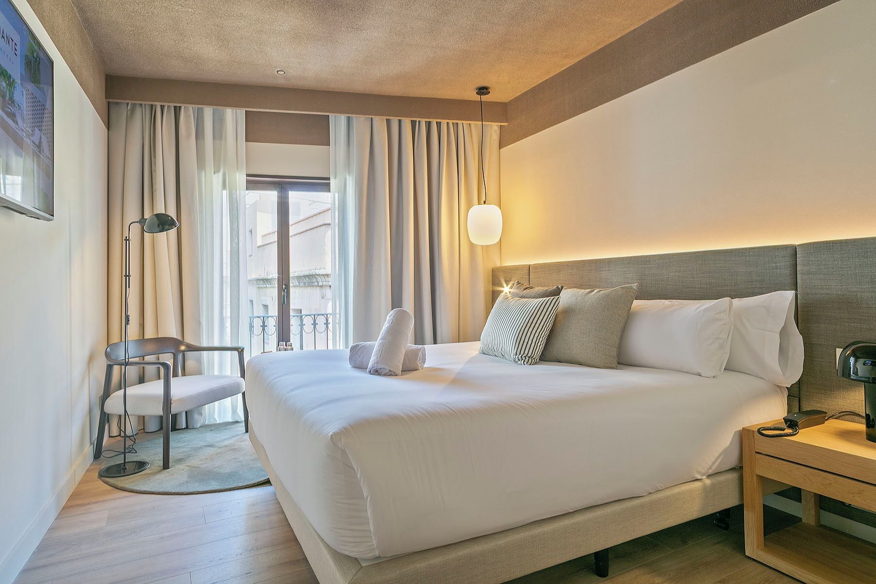 Photo - Ciutat de Barcelona Hotel
