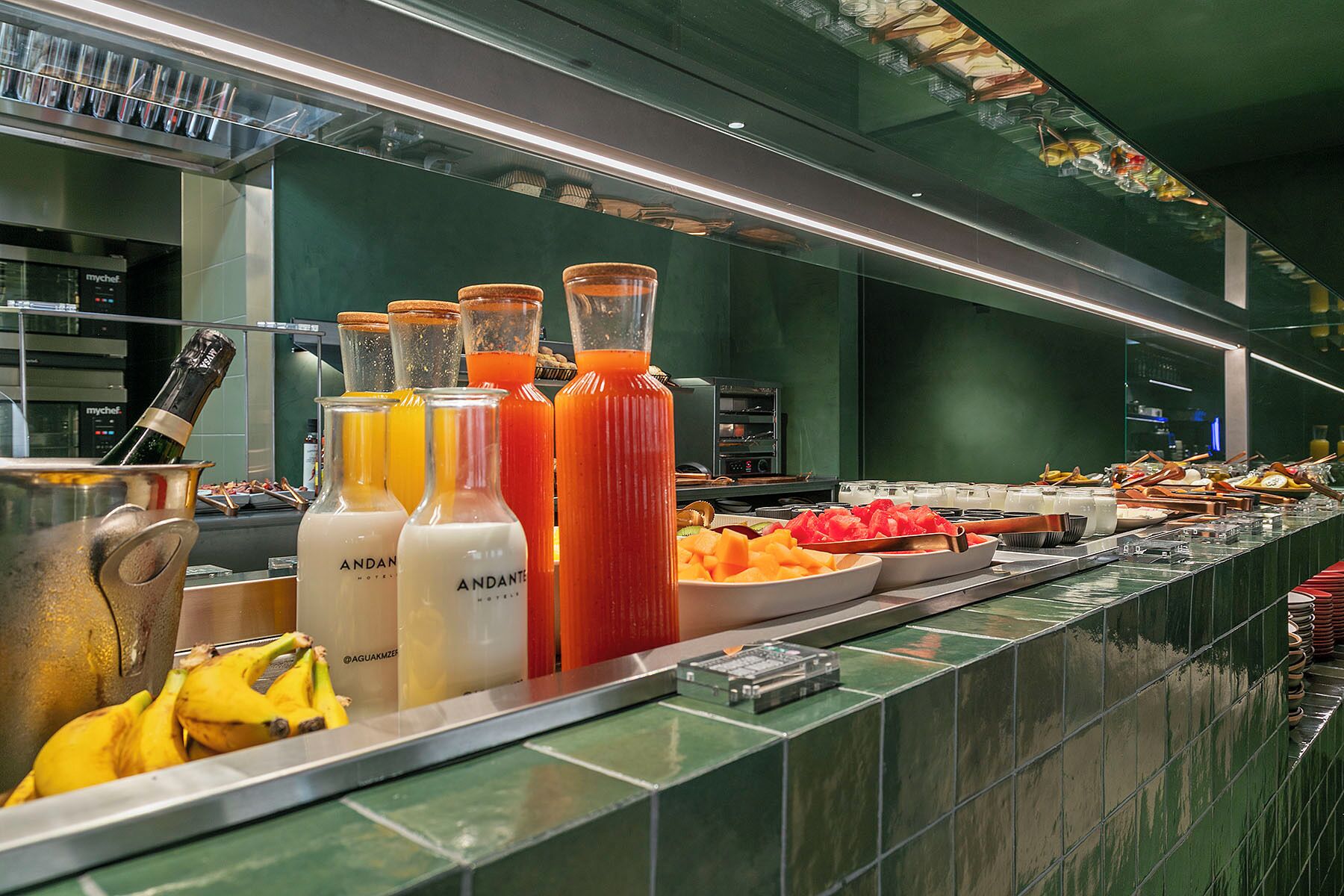 Photo - Ciutat de Barcelona Hotel