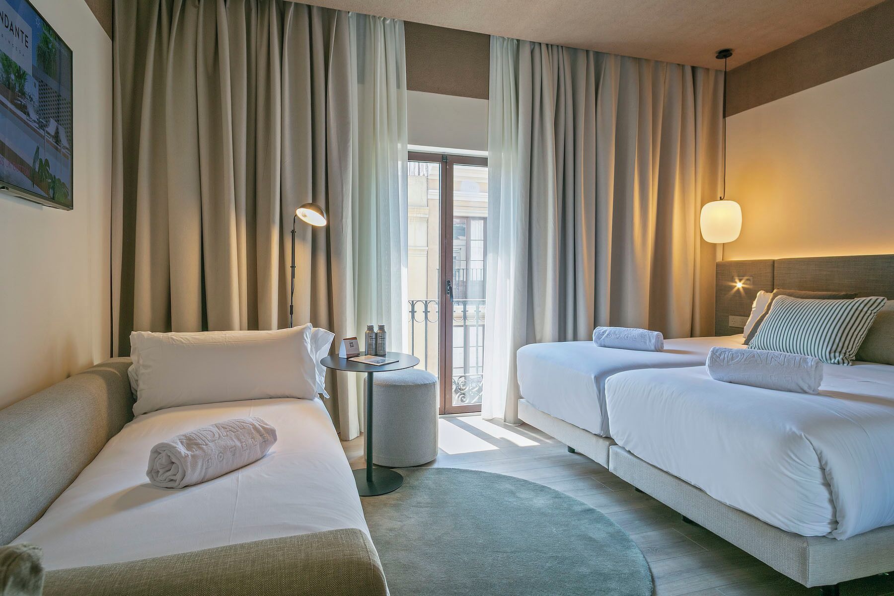 Photo - Ciutat de Barcelona Hotel