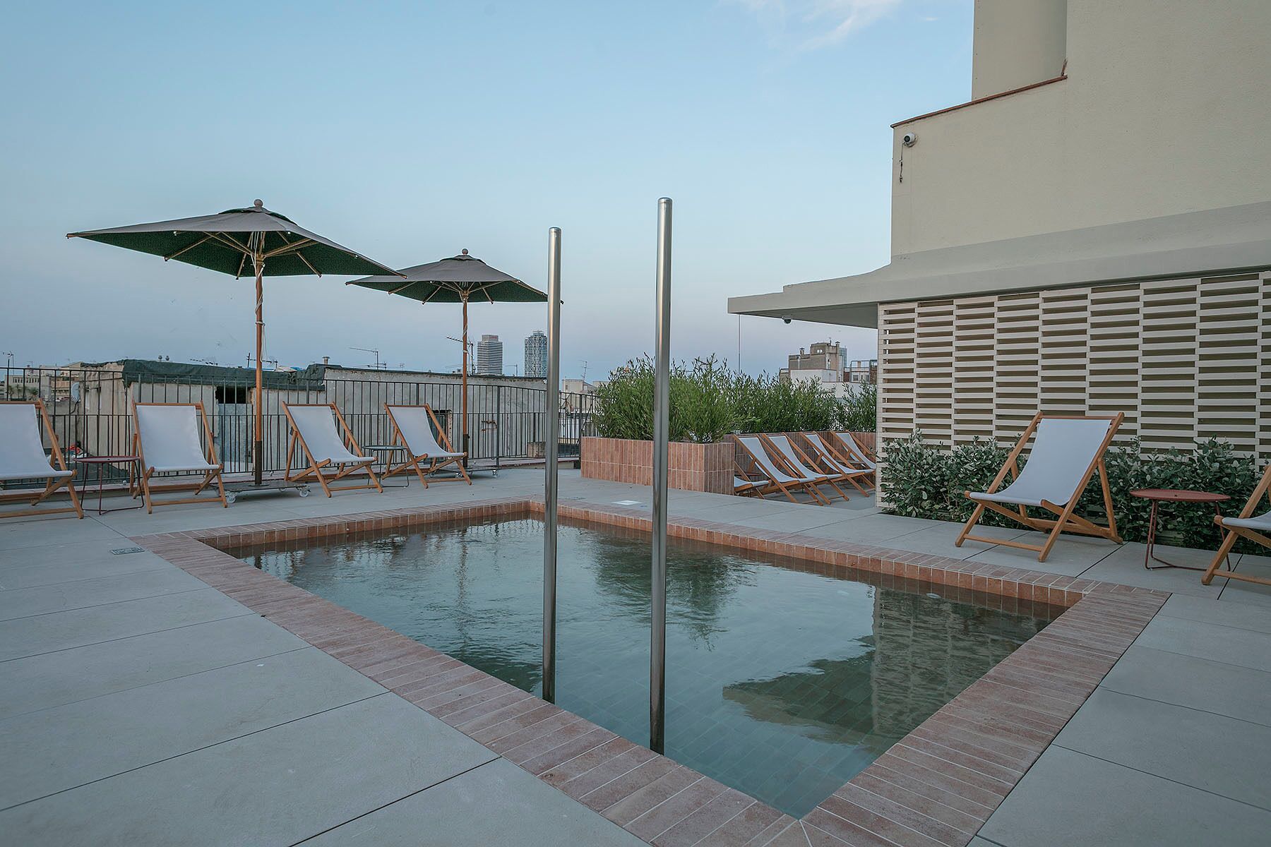 Outdoor pool, pool loungers