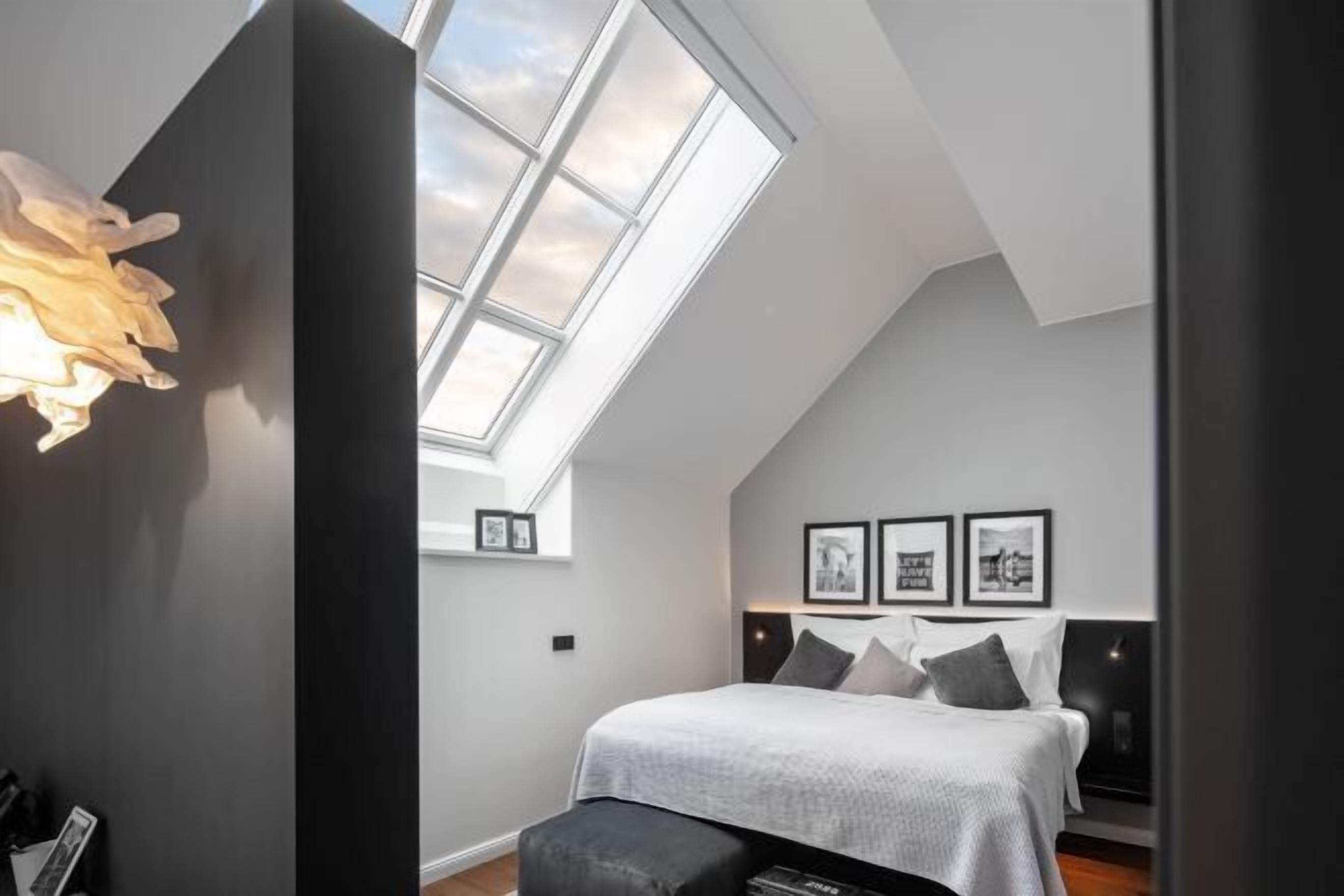 Literie hypoallergénique, minibar, coffres-forts dans les chambres