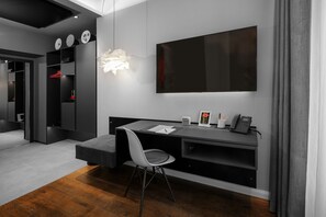 Standard Room, Non Smoking | Hypo-allergenic bedding, minibar, in-room safe, desk - THE MANES Boutique Hotel Prague (Prague)