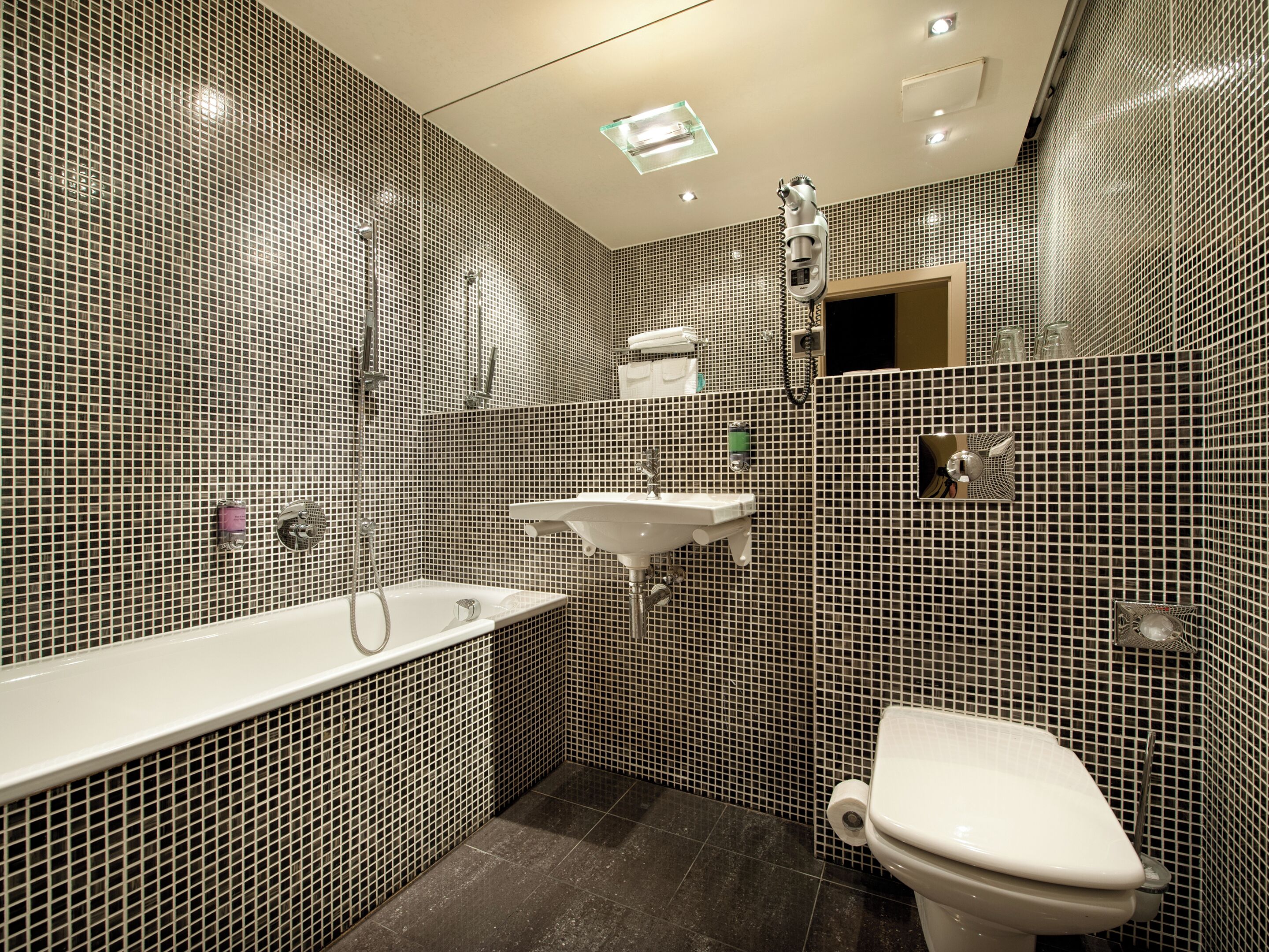 Shower, free toiletries, hair dryer, towels